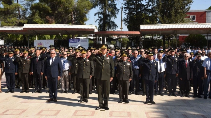 1 Ağustos Toplumsal Direniş Bayramı… Lefkoşa’da Atatürk Anıtı ve Şehitler Anıtı’nda tören yapıldı