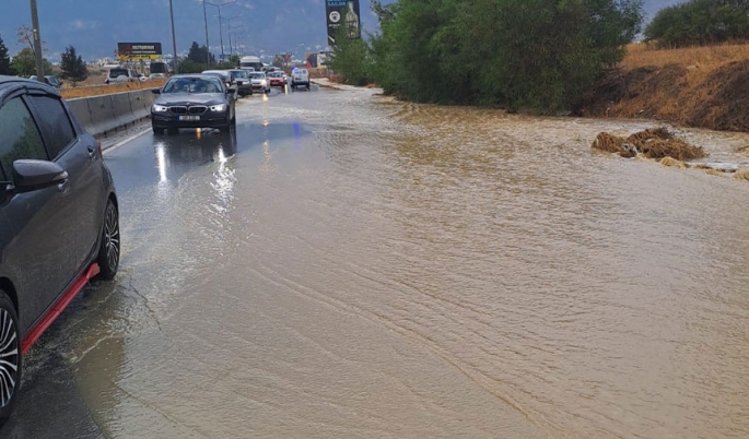 Girne - Lefkoşa yoluna dikkat!