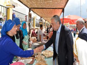  CUMHURBAŞKANI AKINCI DİPKARPAZDAN MESAJ VERDİ