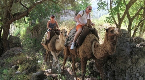 95 yıl önce terk edilen köye turist yağıyor